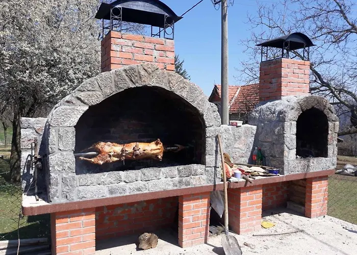 Zlatiborska Seoska Idila Smještaj na farmi Zlatibor